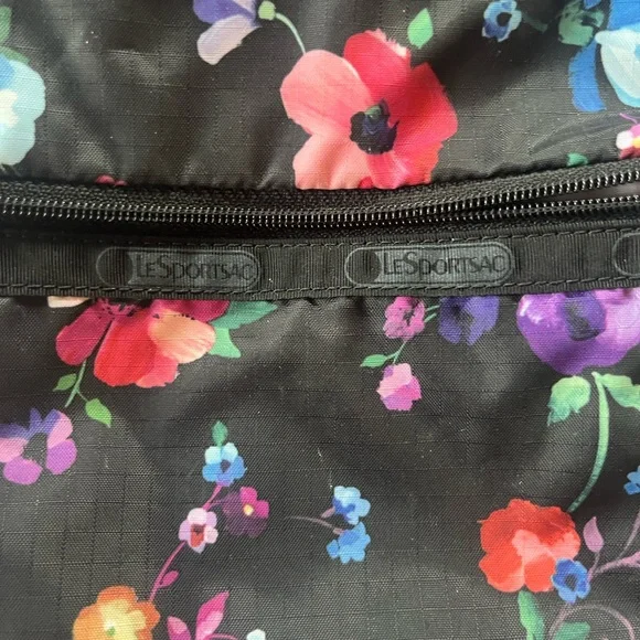 LeSportsac Multicolor Floral Crossbody Bag - Picture 2 of 4